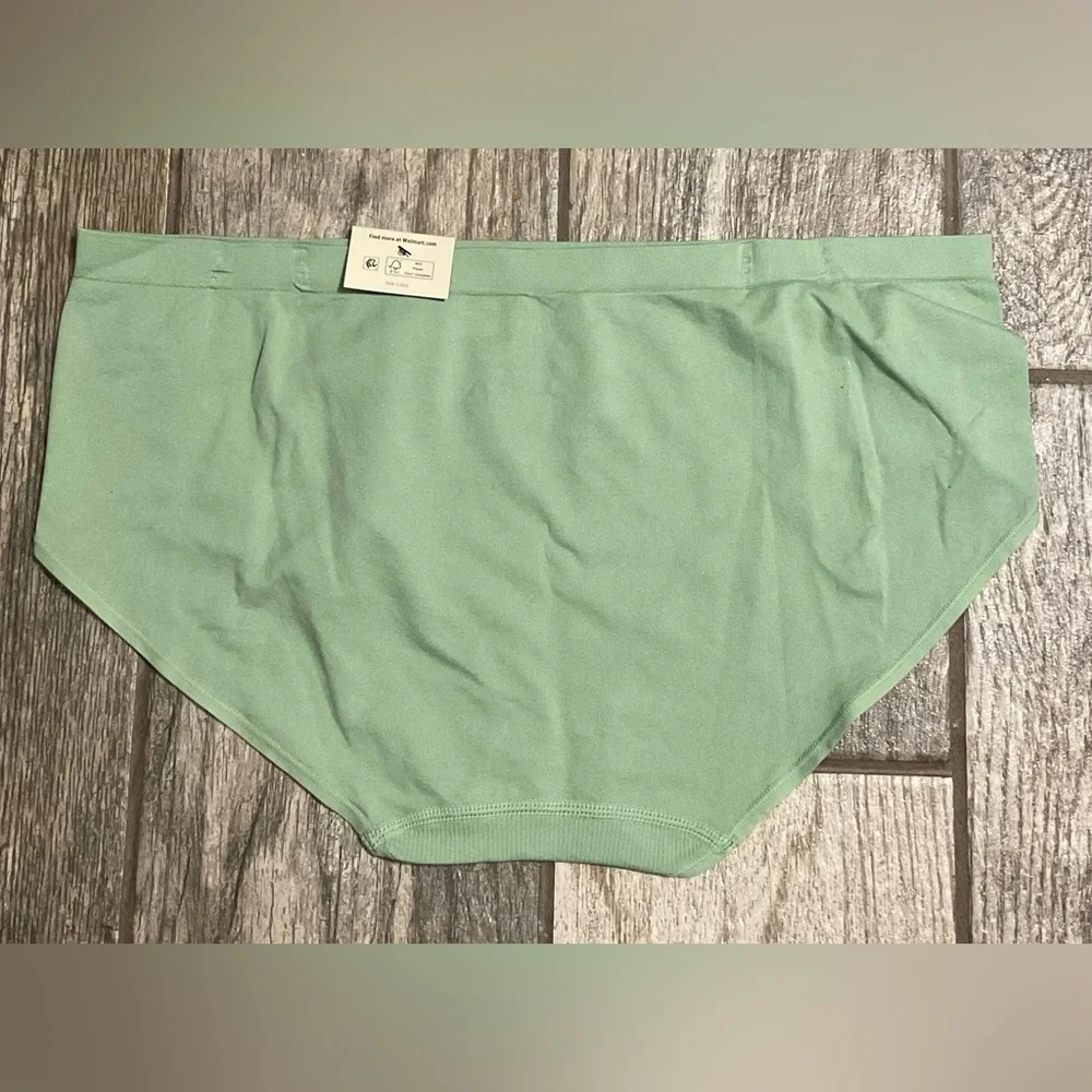 New Nobo, No Boundaries Seamless Hipster Panties Size XL or XXL Topiary Green